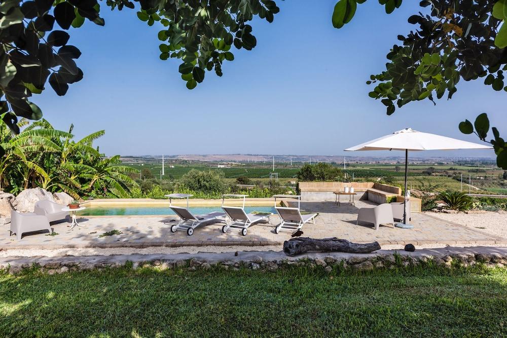 Villa Balatella by Wonderful Italy