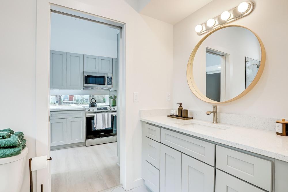 St Augustine Getaway w/ Grill, Near Downtown!