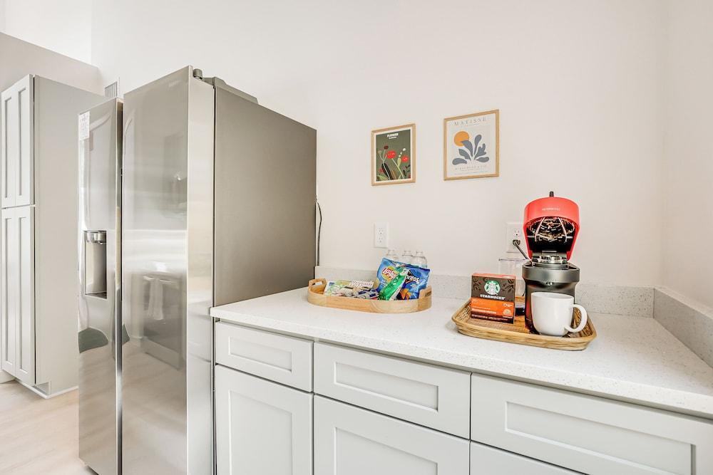 St Augustine Getaway w/ Grill, Near Downtown!