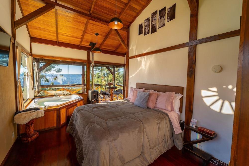 Sítio Mar de Nuvens Chalés de Luxo