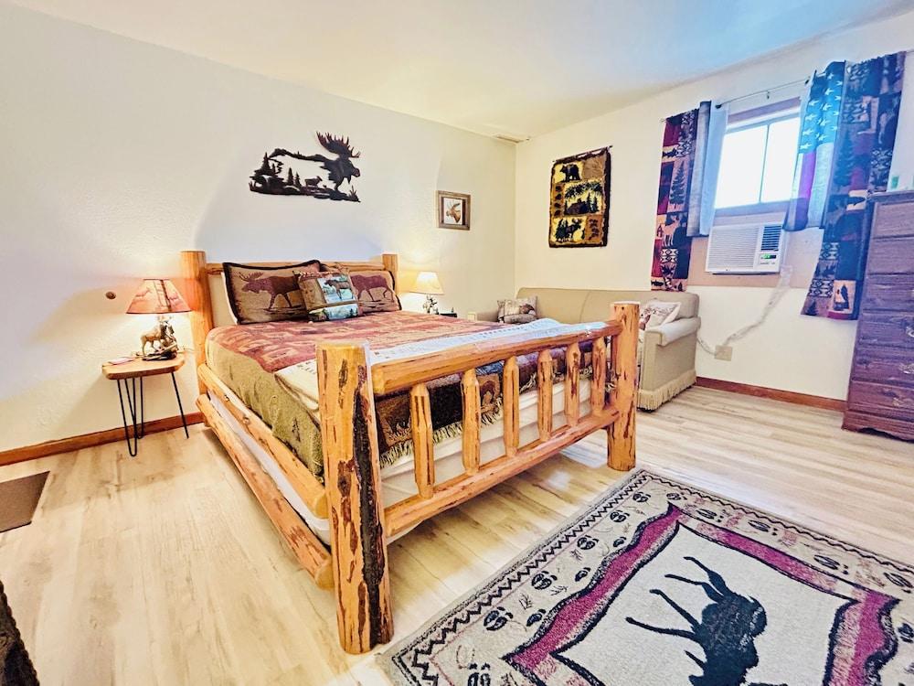 The Lodge at Ute Lake aka Yucca Motel and Cabins