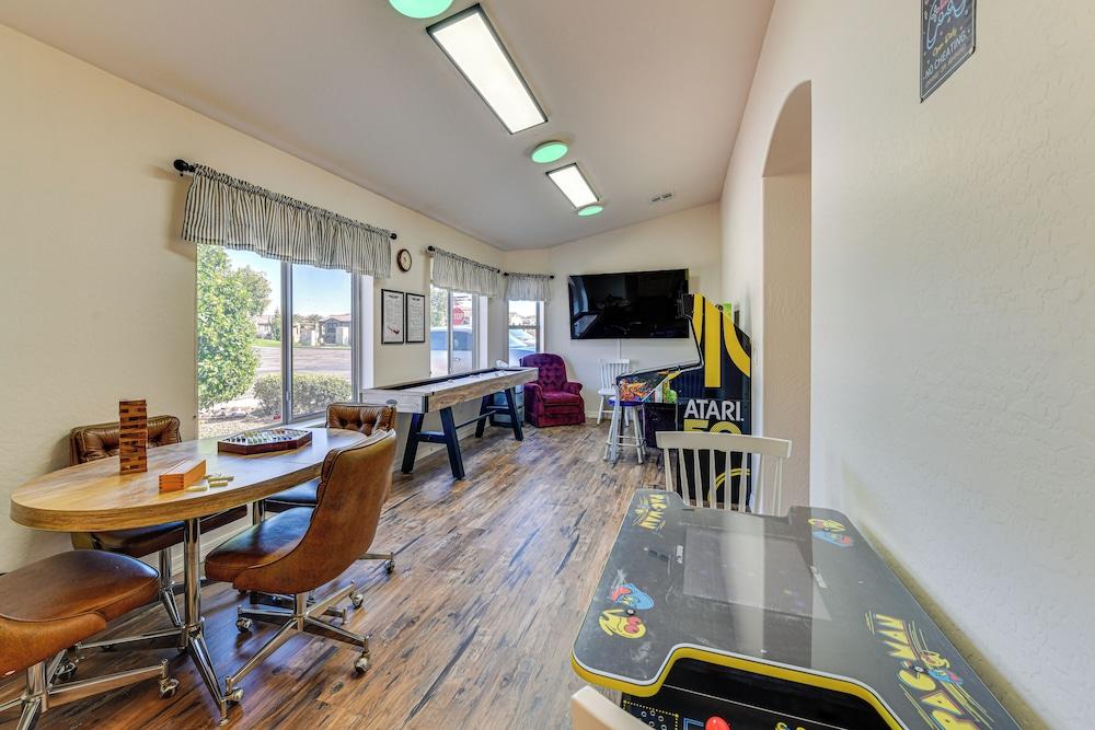 Quiet Chandler Home w/ Game Room, 2 Mi to Downtown