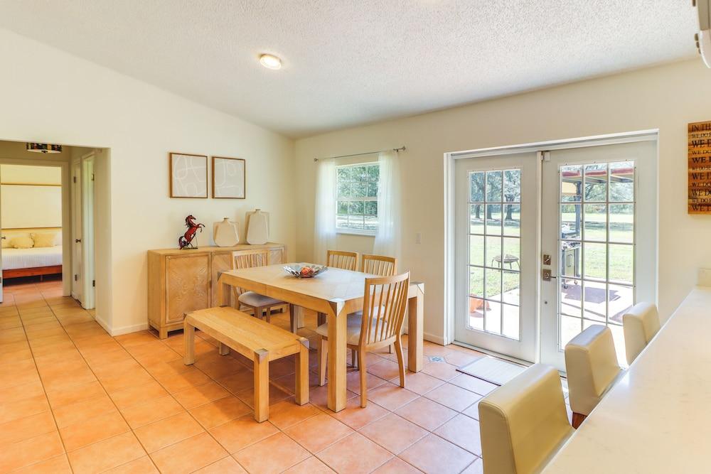 Gas Grill & Fire Pit: Peaceful Dunnellon Home!