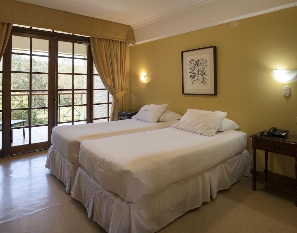 Hotel y Cabañas Huallilemu Sur- Caja Los Andes