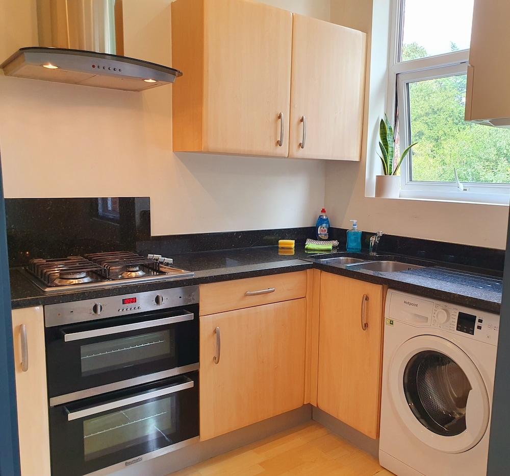 Charming 2-bed Apartment in Bournemouth