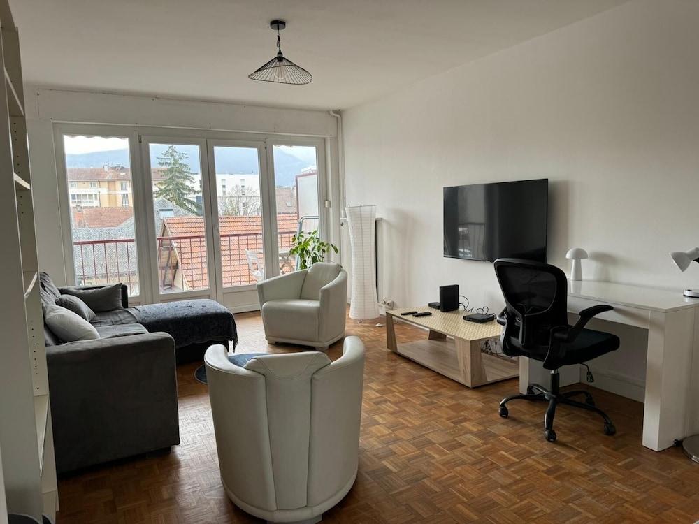 M57 Marquer T3 proche du tram