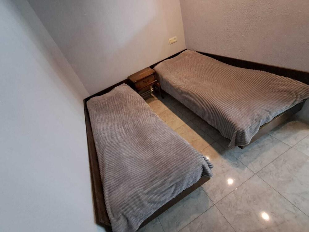 Hause of AshotArmeni