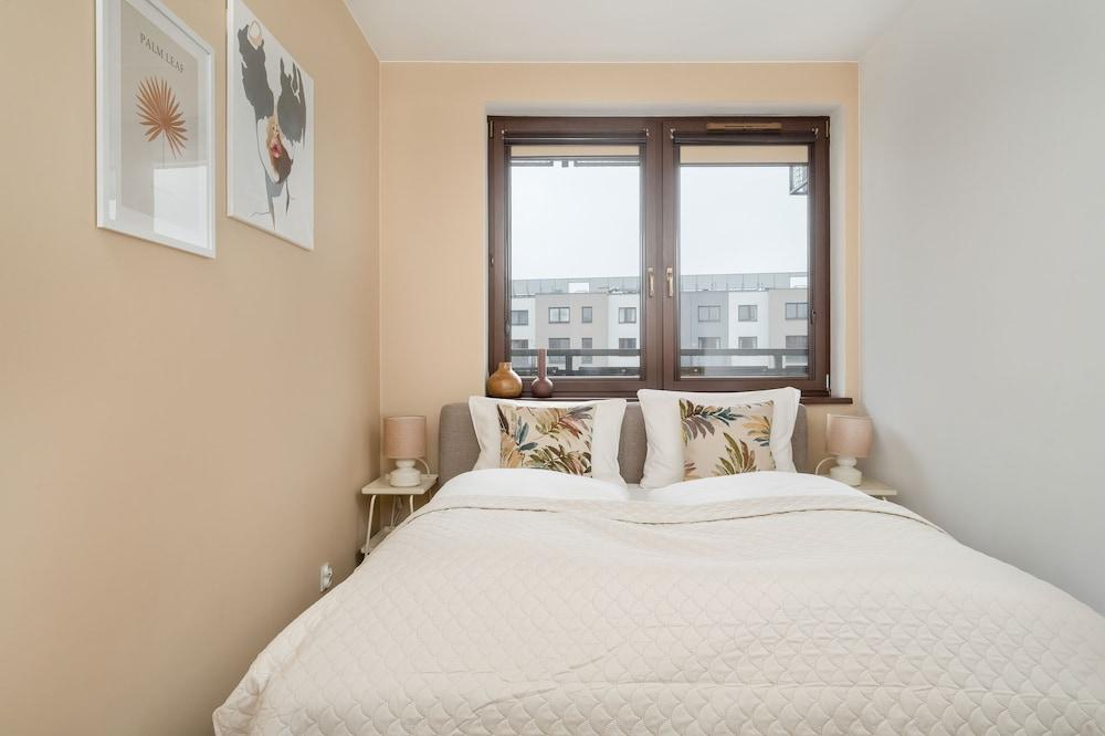 Modern Apartment With Balcony by Renters