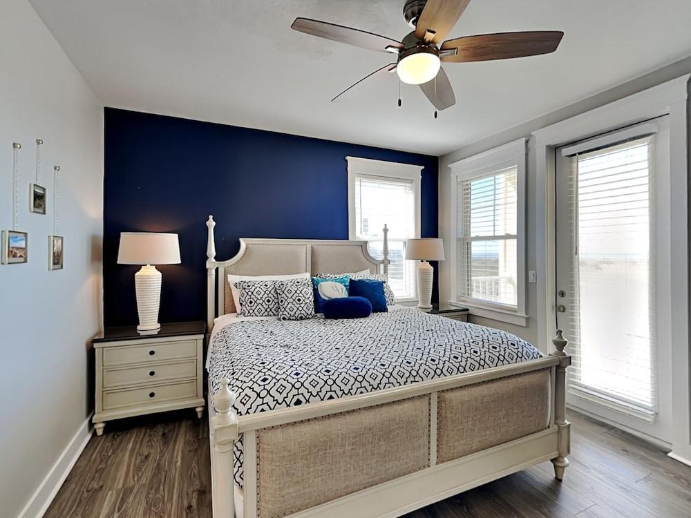 Pointe West 203 - Shore 2 Please