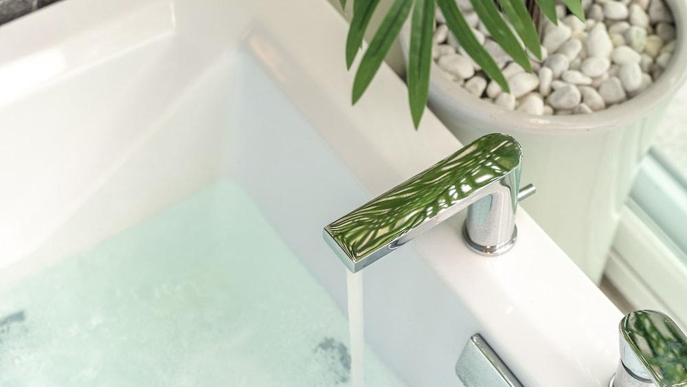 Yeosu Hemiswi SPA Pension