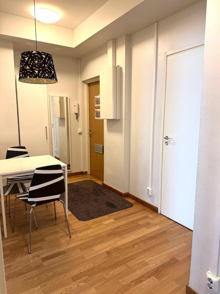 Kotimaailma Apartments Kamppi - 2BR