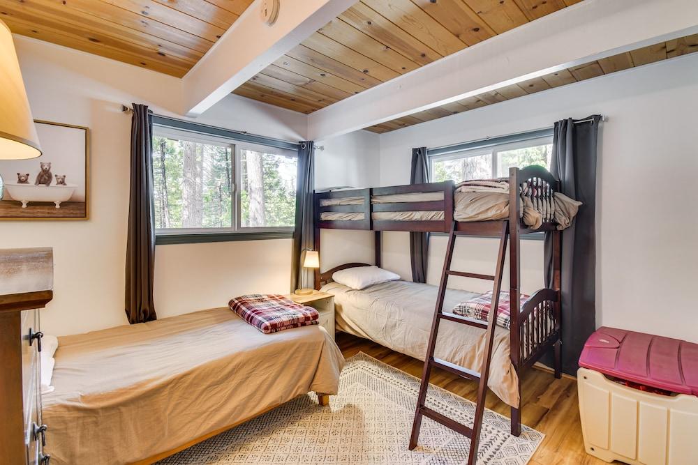 Fire Pit & Lake Access: Dreamy California Cabin!