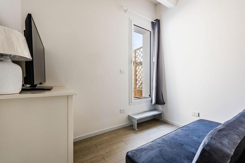 Syracuse Duplex Apartment 1 With Terrace by Wonderful Italy