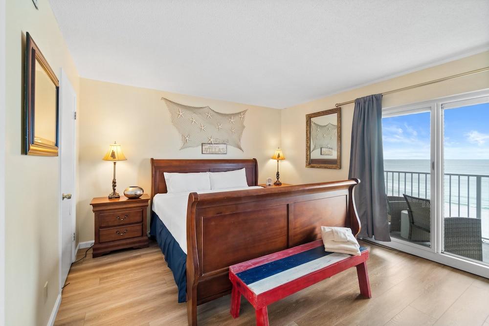 Moonspinner by Book That Condo