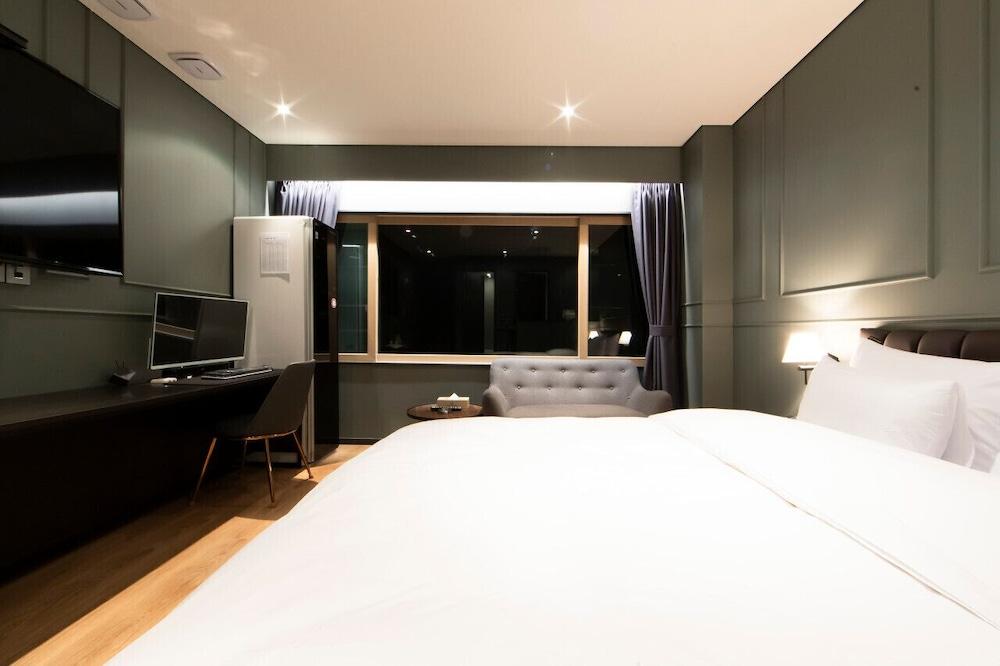 BROWNDOT HOTEL NONHYEON SORAEPOGU