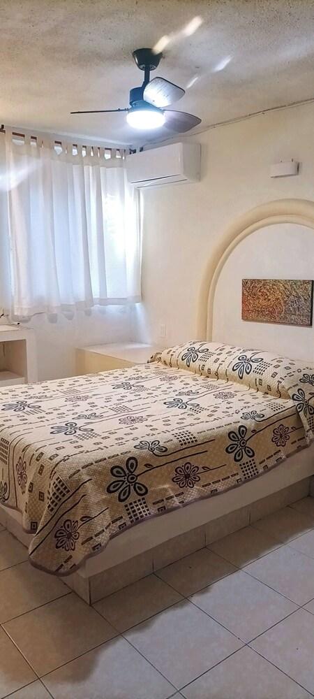 La Palapa Condominio