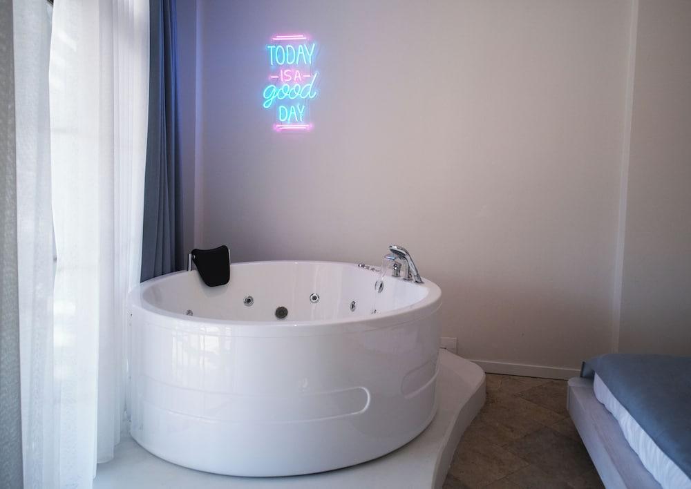 Maja Luxury Resort Hotel