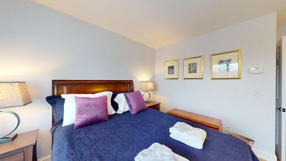 Sunrise Mountain Village