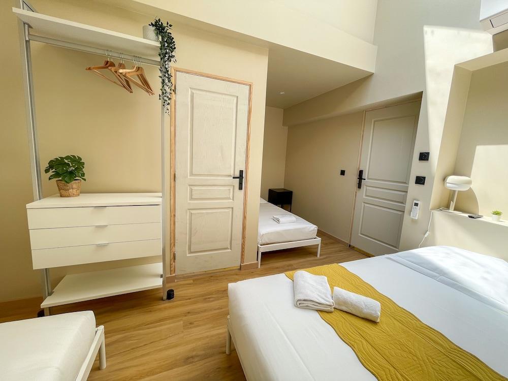 La Collégiale - Etablissement de charme