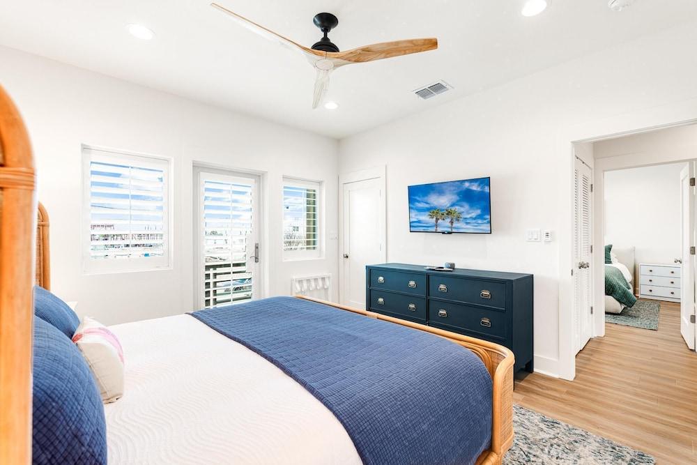 Glory Daze House with Private Pool