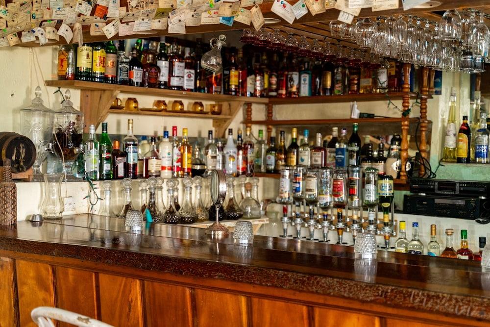 Roxy's Mountain Lodge