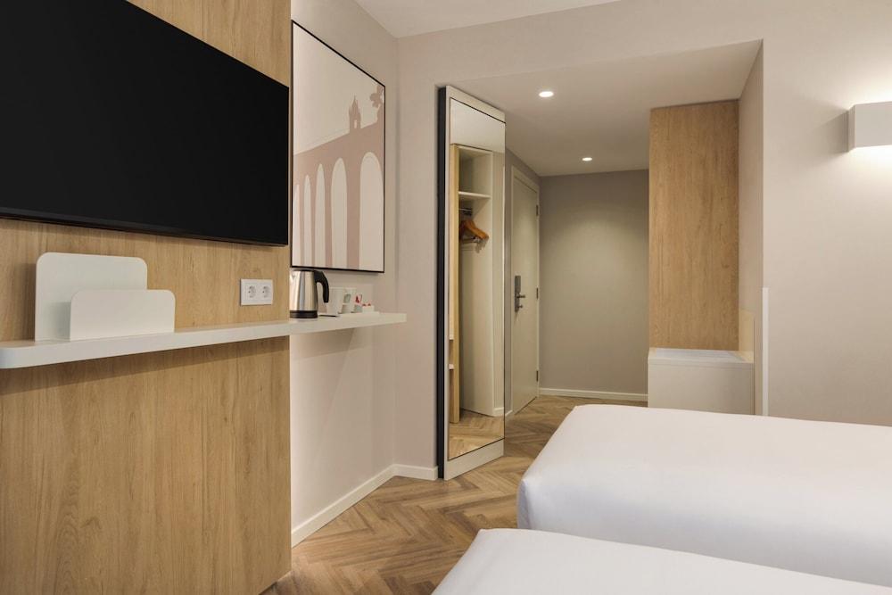 Holiday Inn Express Evora by IHG