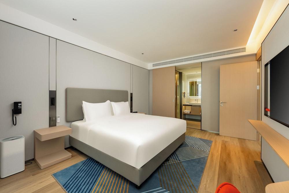 Holiday Inn Express Nanjing Riverside by IHG