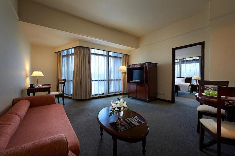 Family Apartment At Times Square