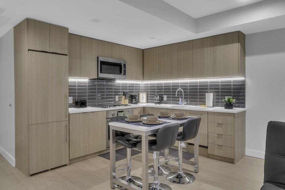 1br Logan Circle Furnished Apartment 1 Bedroom Apts by RedAwning