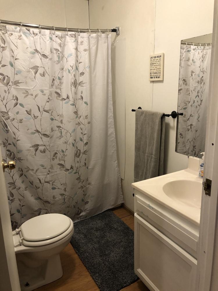 Driftwood Wilderness Lodge