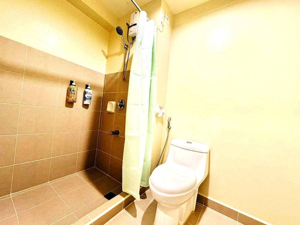 OYO 1080 THE BEST INN