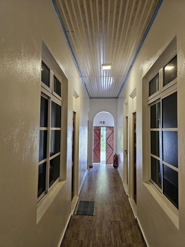 Island Luxury Fehendhoo