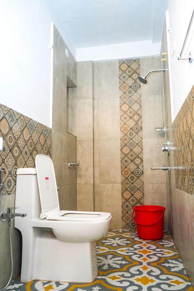 RENTON MANOR BY JOY STAYS