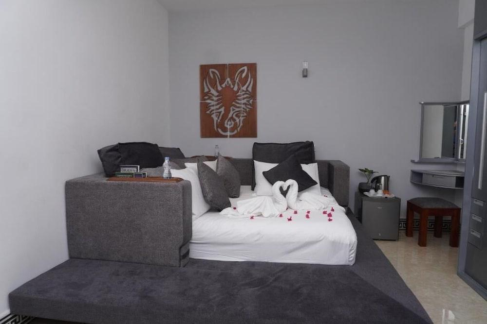 Fortview International Hotel