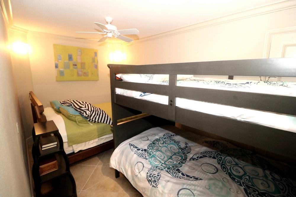 Bridgepoint Luxury Condominiums