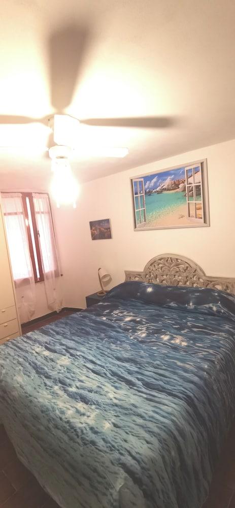 The Rocks a Stone's Throw Away