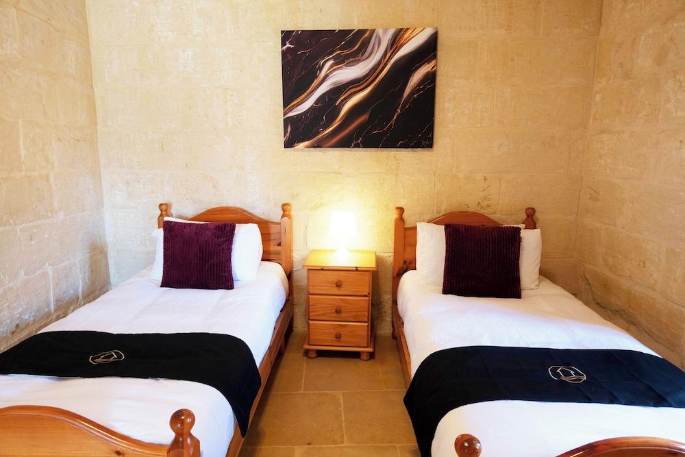 Nirvana Gozitan Villa & Pool