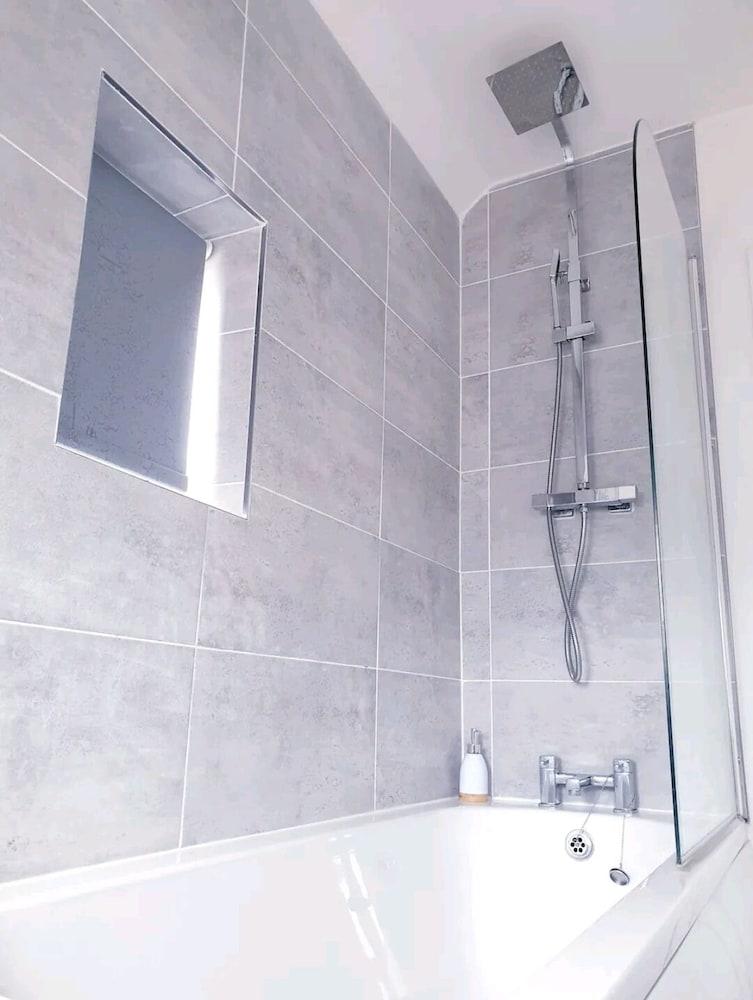 Beautiful 3-bed House in Birmingham