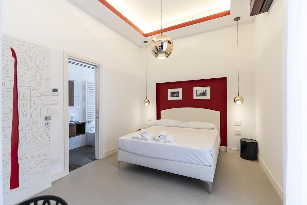 Via Concezione a Montecalvario 19 - Camera 2