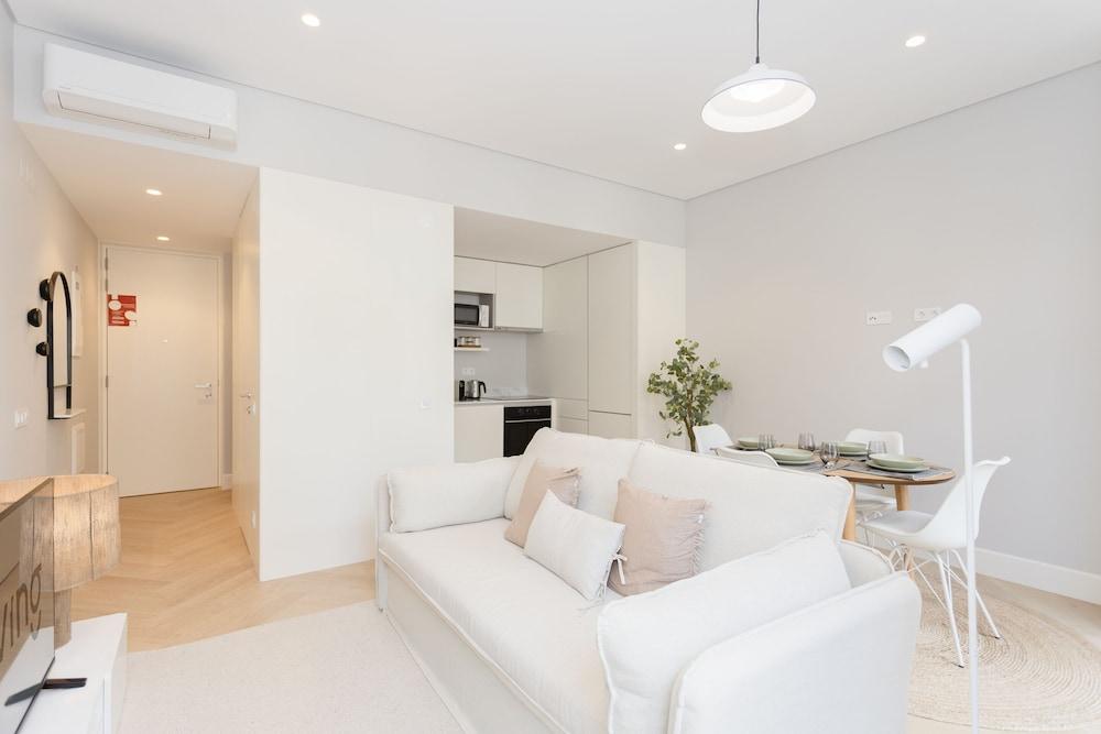 Liiiving - Luxury Design Apartment H