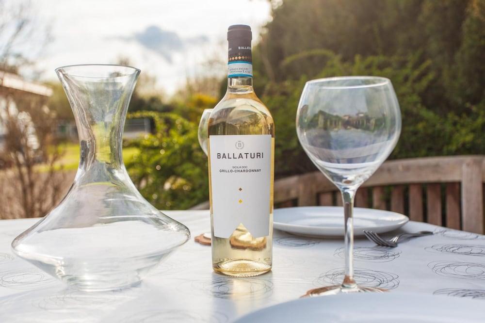 Authentic House With Playroom and Infrared Sauna