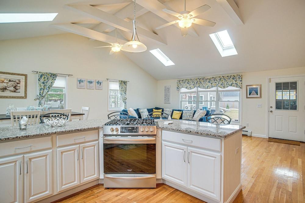 2 Mi to Beach: East Falmouth Home w/ Game Room