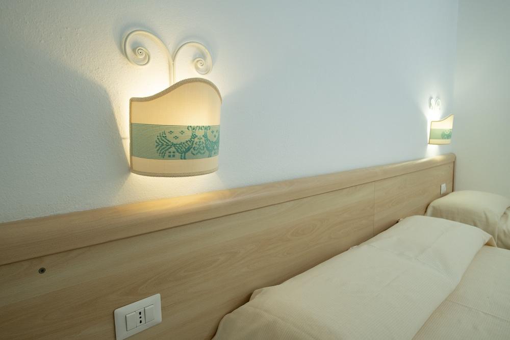 Calajunco1985 Sardinia Travel Experience