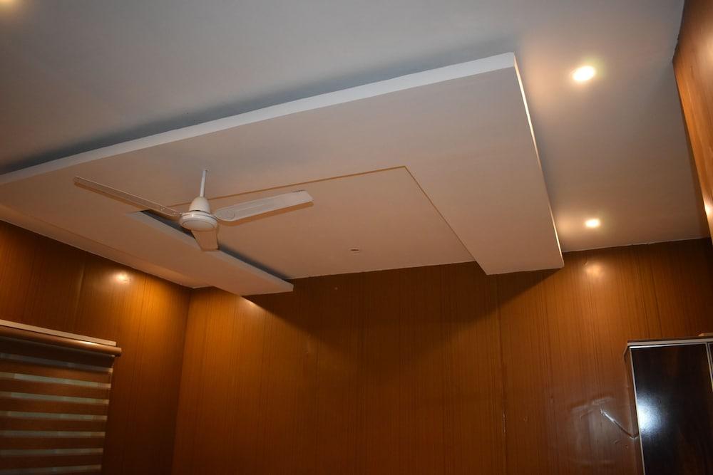 Forest Rest House Bir