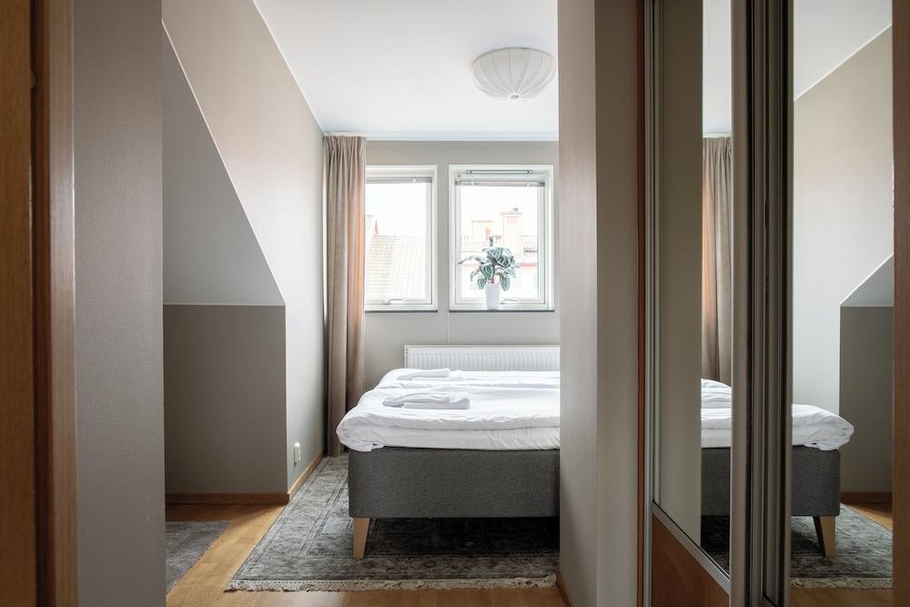 Live and Stay Lagerbring