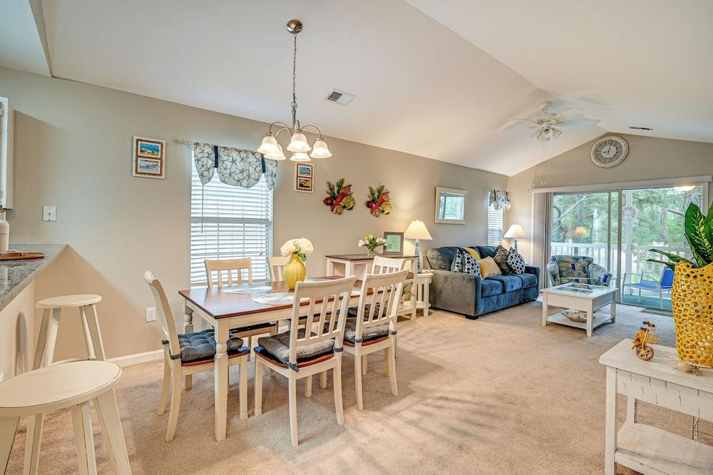 Myrtle Beach Golf Course Condo w/ Pool Access!