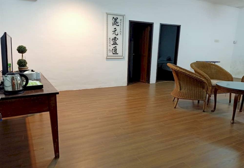 OYO 90971 Pollock Homestay