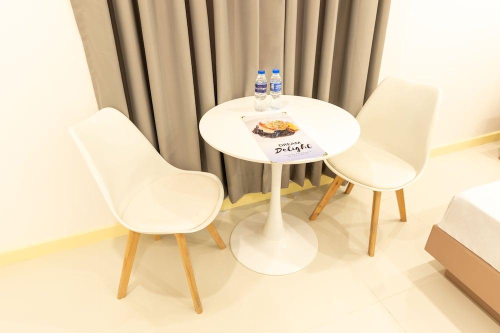 Hotel Dreamworld East Ortigas