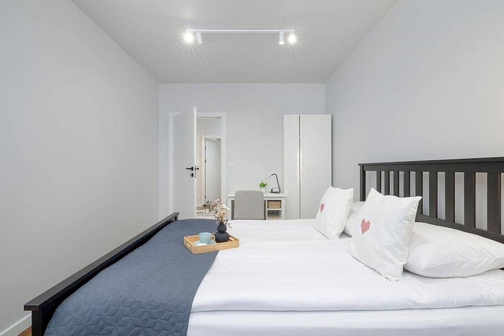 Ślusarska Apartment by Renters Prestige