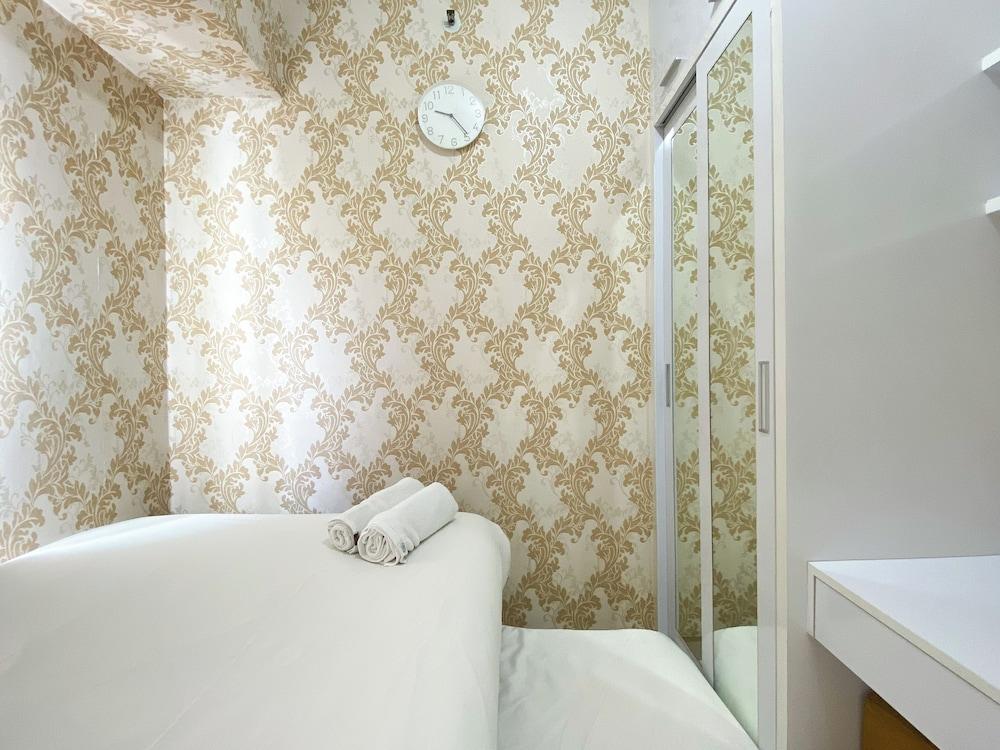 Comfort Stay 2Br At Springlake Summarecon Bekasi Apartment
